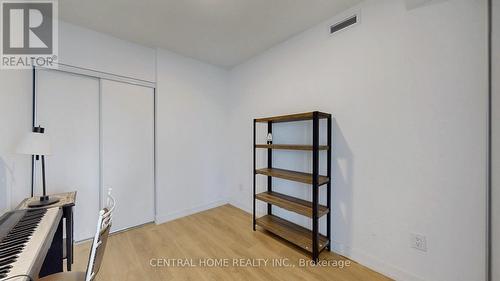 626 - 1100 Sheppard Avenue W, Toronto, ON - Indoor