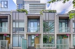 TH7 - 121 MCMAHON DRIVE  Toronto, ON M2K 0C2