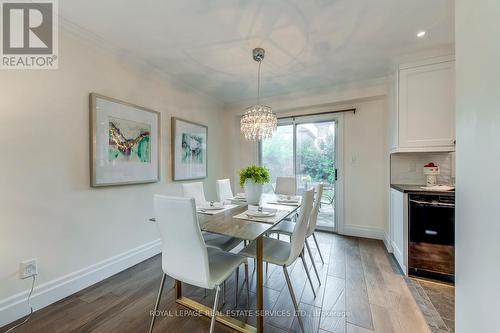 2101 Shady Glen Road, Oakville, ON - Indoor Photo Showing Dining Room