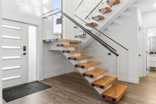 210 Crestline Terr, Nanaimo, BC 