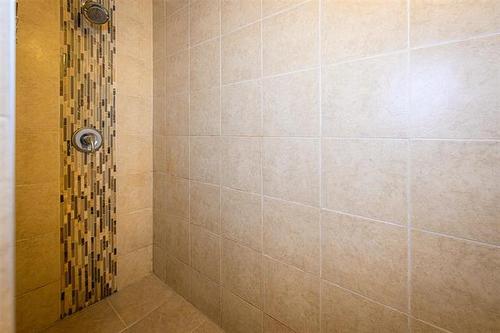 154 Heartstone Dr, Winnipeg, MB 