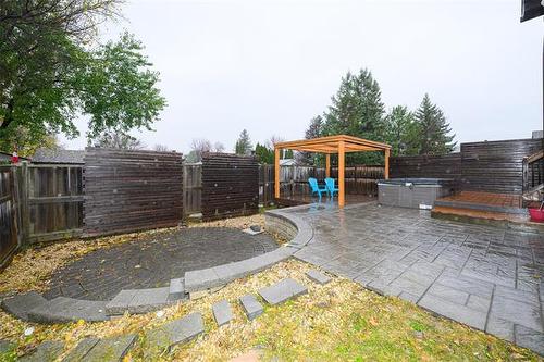 154 Heartstone Dr, Winnipeg, MB 