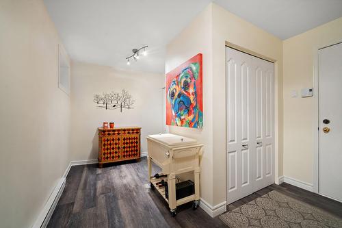 Playroom - 1444 Rue De L'Everest, Montréal (Saint-Laurent), QC 