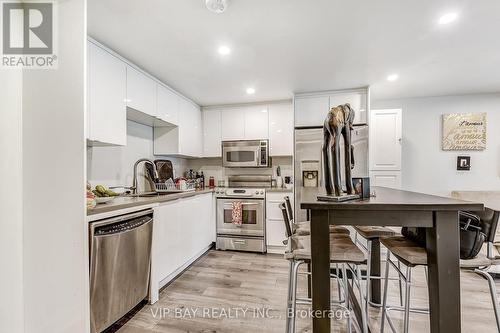 40 Dawnridge Trail, Brampton, ON - Indoor Photo Showing Kitchen With Stainless Steel Kitchen