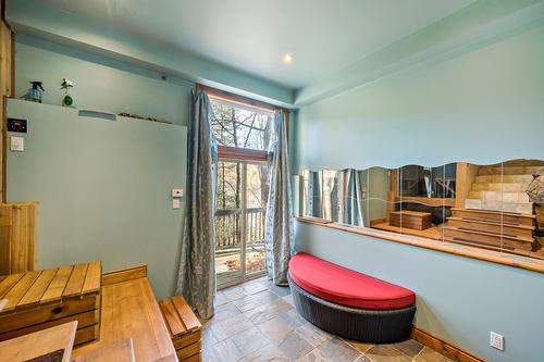 Hall - 3020 Ch. Du Lac-Du-Raquetteur, Mont-Blanc, QC - Indoor Photo Showing Other Room