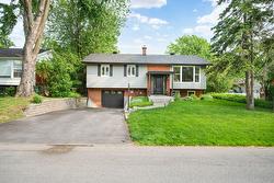 43 Rue Rockwood  Dollard-Des-Ormeaux, QC H9A 2S3