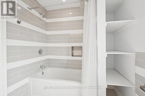 108 Hatherley Road, Toronto, ON - Indoor Photo Showing Bathroom
