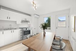 2510 Rue Tillemont  Montréal (Villeray/Saint-Michel/Parc-Extension), QC H2A 1B9