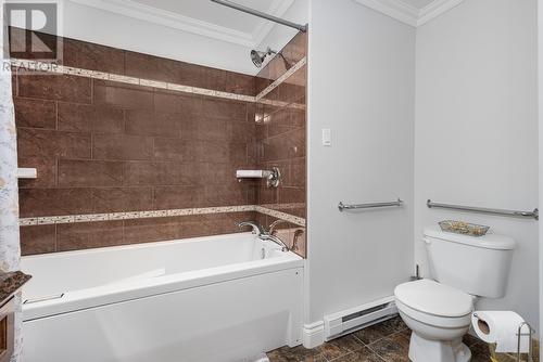 91 Greeleytown Road, Conception Bay South, NL - Indoor Photo Showing Bathroom