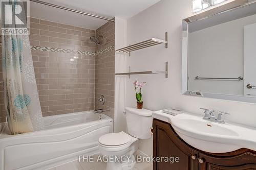 1039 - 54 East Liberty Street, Toronto, ON - Indoor Photo Showing Bathroom