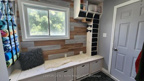 1252 Shore Acres Drive, Innisfil, ON - Indoor