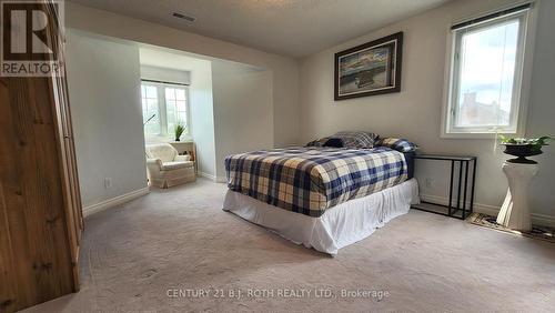 1252 Shore Acres Drive, Innisfil, ON - Indoor Photo Showing Bedroom