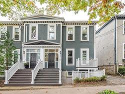 5 1036 Bland Street  Halifax, NS B3H 2S8