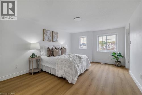 96 Marl Meadow Drive, Kitchener, ON - Indoor Photo Showing Bedroom