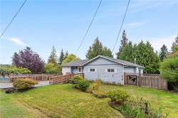 450 Aurora St  Parksville, BC V9P 1L3