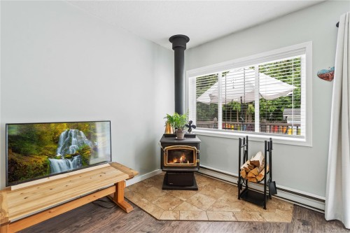 450 Aurora St, Parksville, BC 