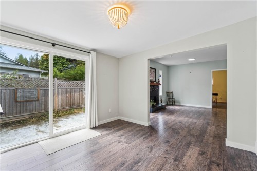 450 Aurora St, Parksville, BC 