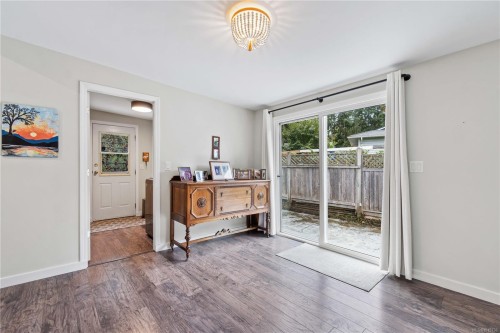 450 Aurora St, Parksville, BC 