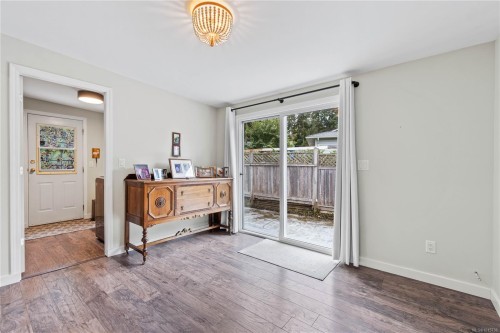 450 Aurora St, Parksville, BC 