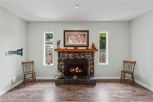 450 Aurora St, Parksville, BC 