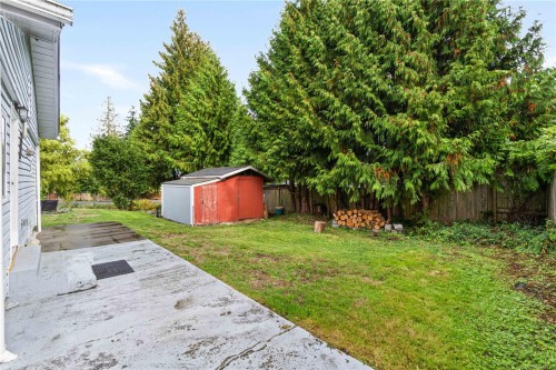 450 Aurora St, Parksville, BC 