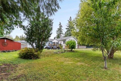 450 Aurora St, Parksville, BC 