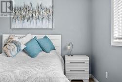 Bedroom overlooking the backyard - 