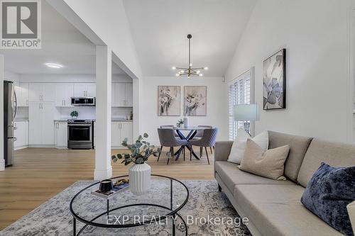 96 Marl Meadow Drive, Kitchener, ON - Indoor Photo Showing Living Room