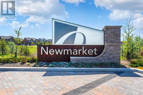 809 - 270 Davis Drive, Newmarket, ON - Outdoor