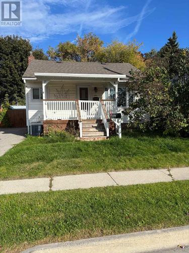 261 JAMES STREET  Oshawa, ON L1H 4Y6