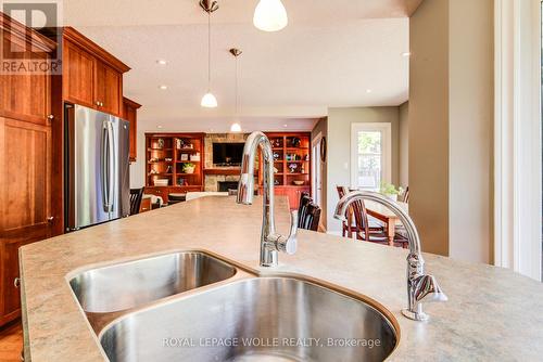 33 Tinatawa Court, Kitchener, ON - Indoor Photo Showing Kitchen With Double Sink