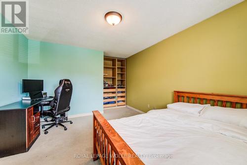 33 Tinatawa Court, Kitchener, ON - Indoor Photo Showing Bedroom