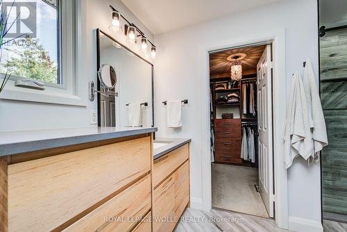 33 Tinatawa Court, Kitchener, ON - Indoor