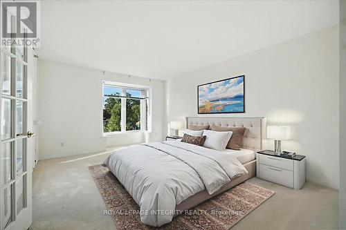 17 Columbus Avenue, Ottawa, ON - Indoor Photo Showing Bedroom