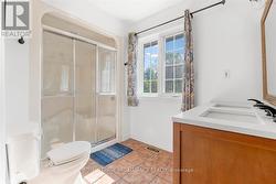 Full Main Floor Bath - 