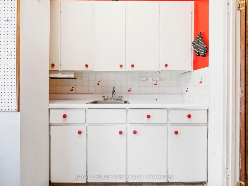 11 Third Avenue, Orangeville, ON - Indoor