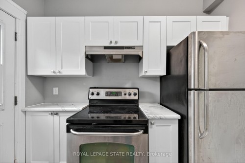 188 Stinson Street, Hamilton, ON - Indoor Photo Showing Kitchen