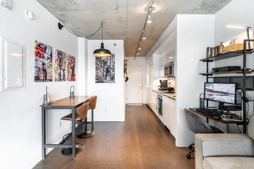 Living room - 910-705 Rue William, Montréal (Ville-Marie), QC - Indoor