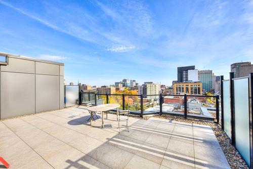 Terrasse - 205-2100 Boul. St-Laurent, Montréal (Ville-Marie), QC - Outdoor