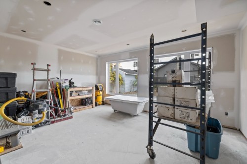 Salle familiale - 245 Rue Jean, Rivière-Beaudette, QC - Indoor