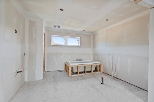 Salle de bains - 245 Rue Jean, Rivière-Beaudette, QC - Indoor Photo Showing Other Room