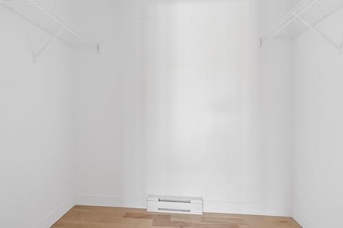 Penderie (Walk-in) - Rue Gatineau, Québec (La Haute-Saint-Charles), QC 