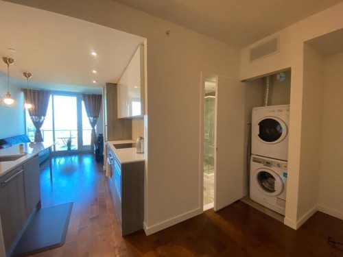 Salle de lavage - 1911-1450 Boul. René-Lévesque O., Montréal (Ville-Marie), QC - Indoor Photo Showing Laundry Room