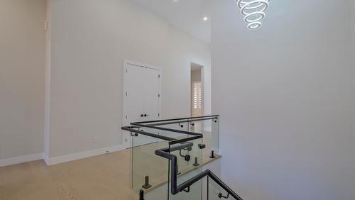 937 Royal Troon Lane, Kelowna, BC - Indoor Photo Showing Other Room