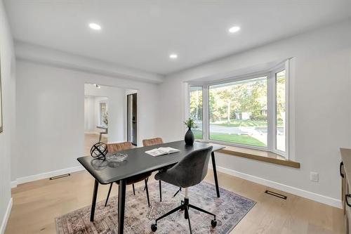 30 Aldershot Blvd, Winnipeg, MB 