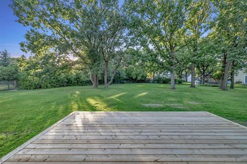 30 Aldershot Blvd, Winnipeg, MB 