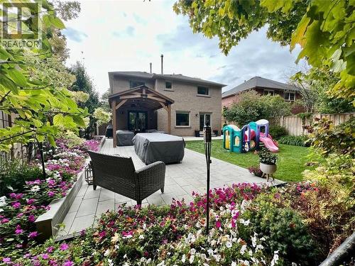 1257 Mccraney Street E, Oakville, ON - Outdoor