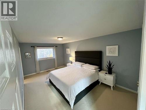 1257 Mccraney Street E, Oakville, ON - Indoor Photo Showing Bedroom