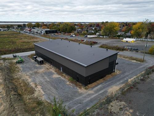 Face arrière - 464 Rue Dansereau, Contrecoeur, QC 