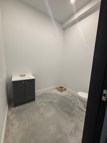 Powder room - 468 Rue Dansereau, Contrecoeur, QC - Indoor